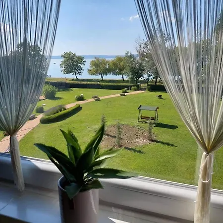 Apartment Lakeside 2 *